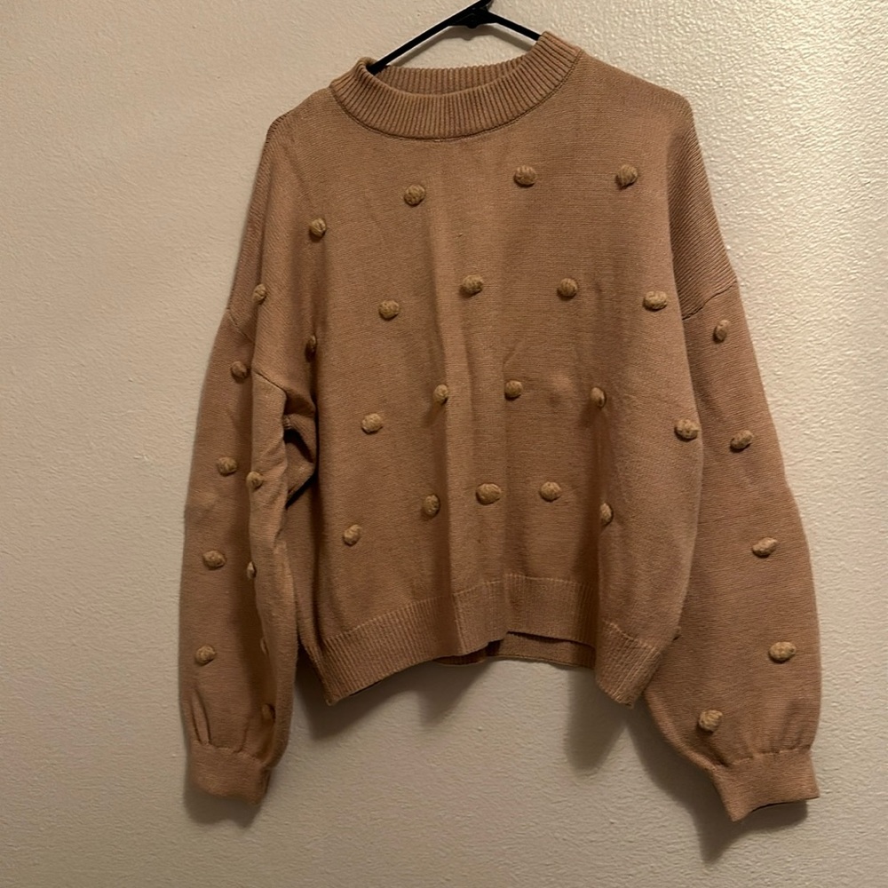 Cute, Pom Pom, tan, size medium, never worn